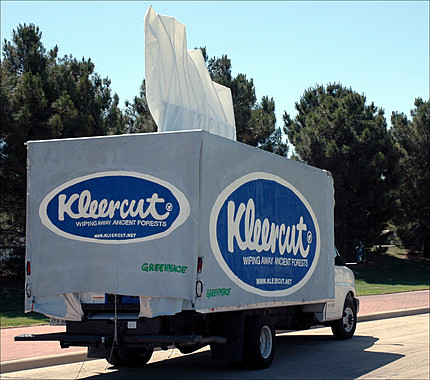 http://twitterfr.free.fr/wp-content/uploads/camion-kleenex.jpg